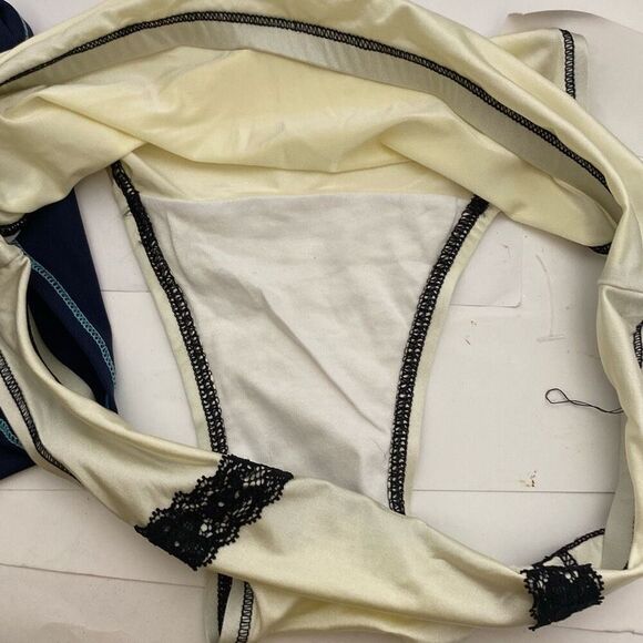 Set of 2 Sexy Basics Blue Cream Ultra Soft Silky Bikini Panties Medium NWT - Picture 10 of 10